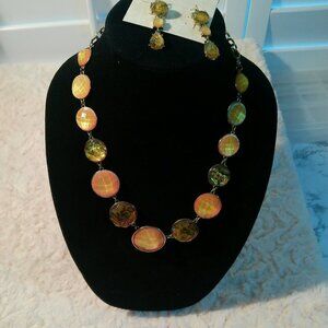 Beautiful Erica Lyons Necklace Earrings Bracele in Golds, Browns And Greens (387
